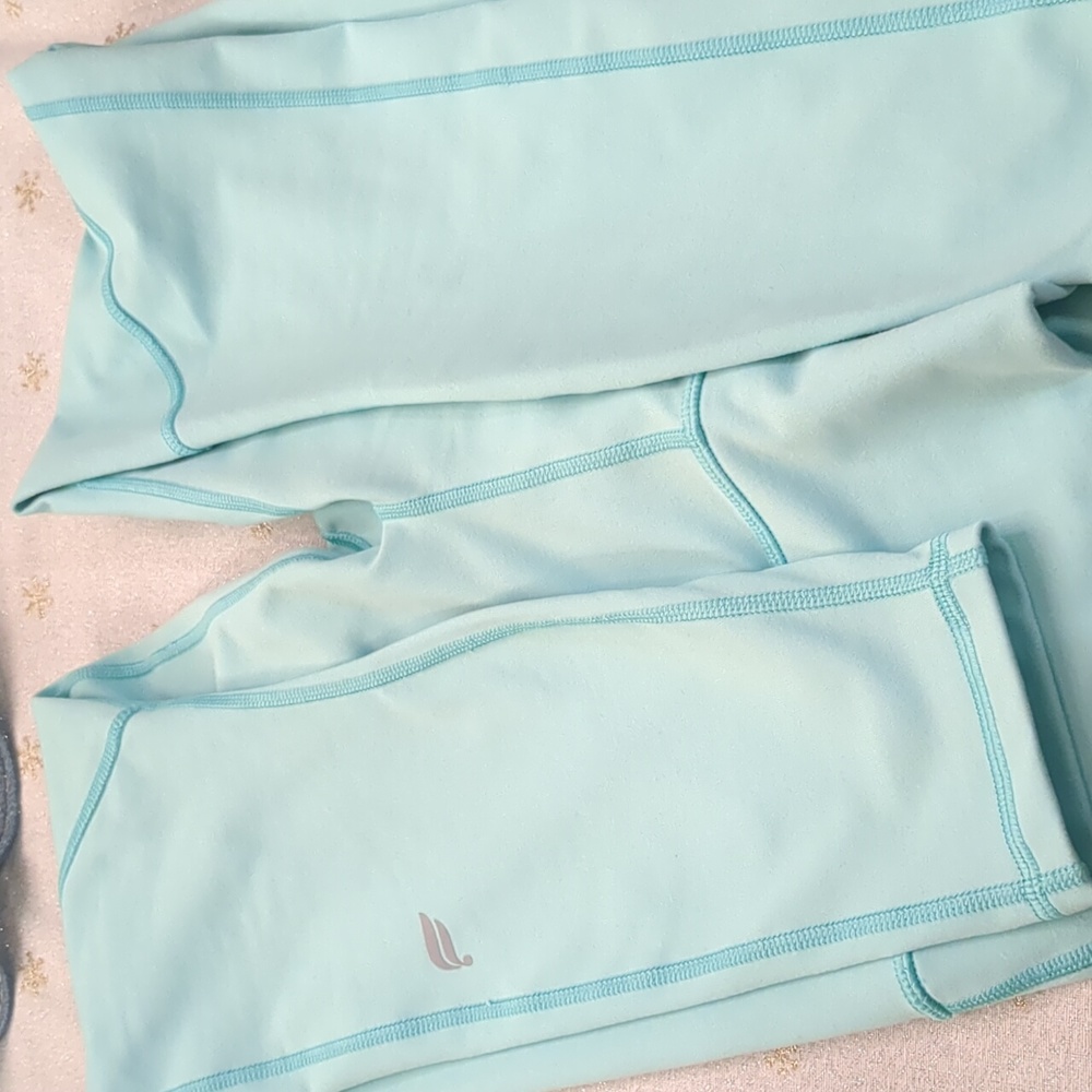 Fabletics leggings - Picture 3 of 4